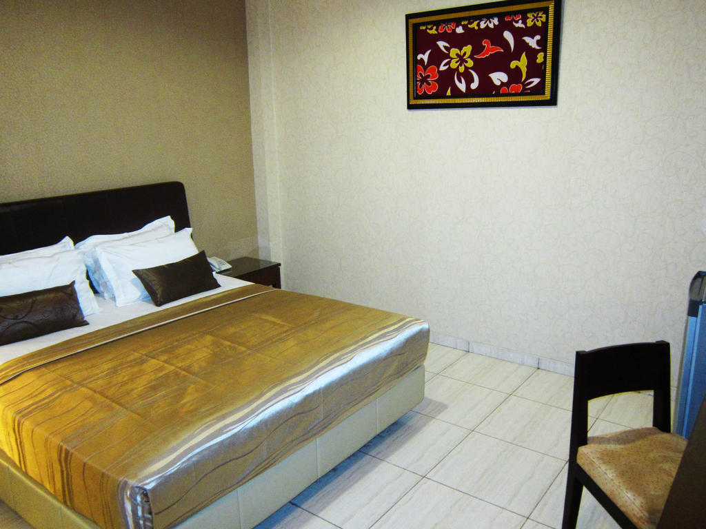 סמאראנג Hotel C3 חדר תמונה
